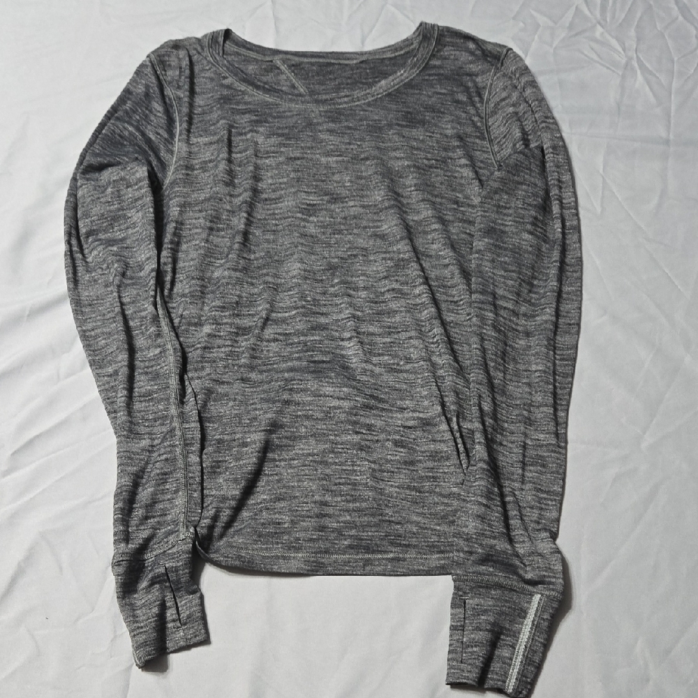 Lululemon Athletica Charcoal Heather Long Sleeve